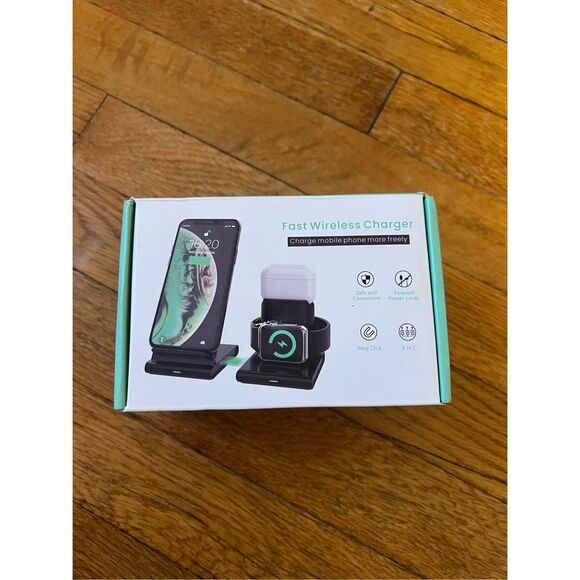 WIRELESS CHARGING DOCK - 3-in-1 - Picture 1 of 7